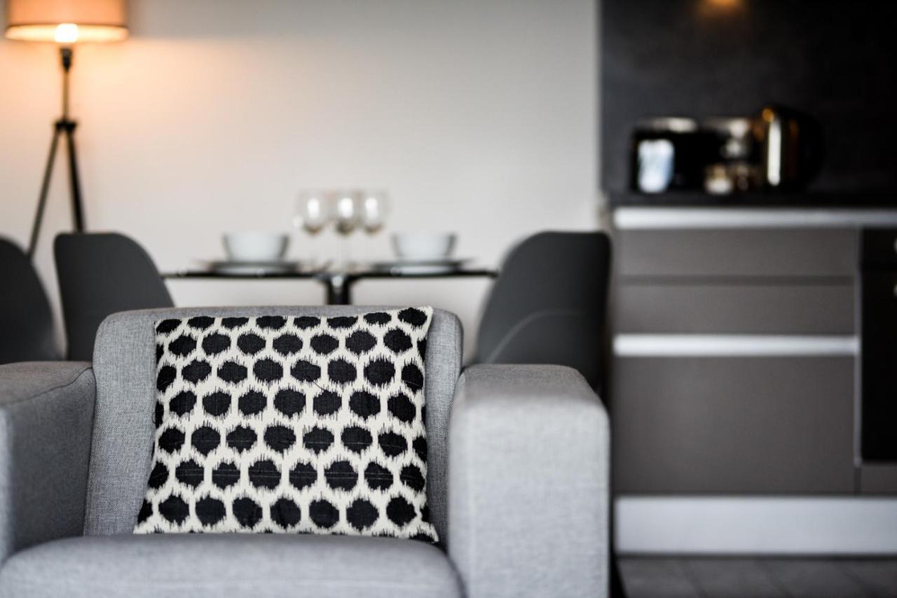 Onpoint Apartments - Spacious 2 Bedroom Apt - City Centre With Balcony Manchester Exterior photo