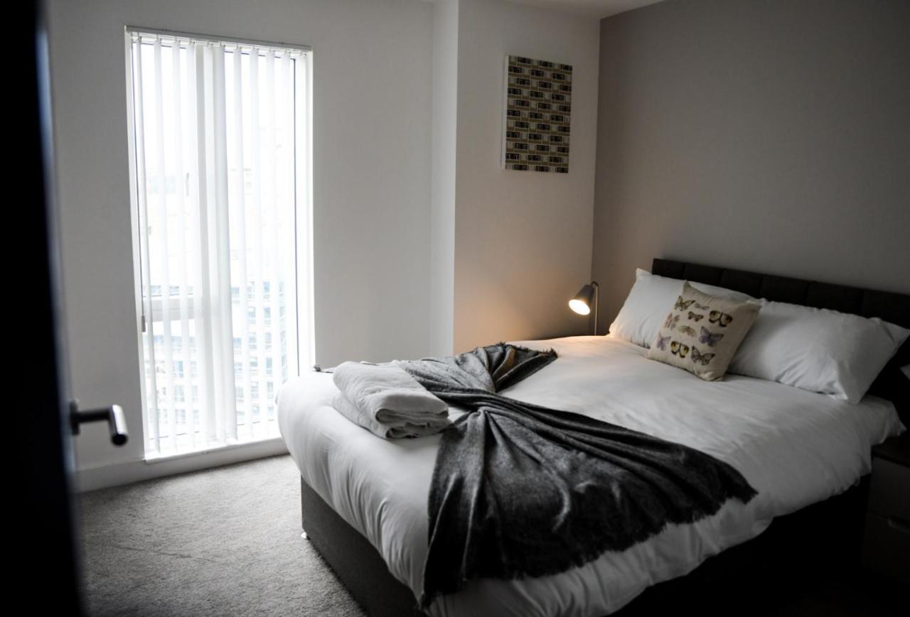 Onpoint Apartments - Spacious 2 Bedroom Apt - City Centre With Balcony Manchester Exterior photo