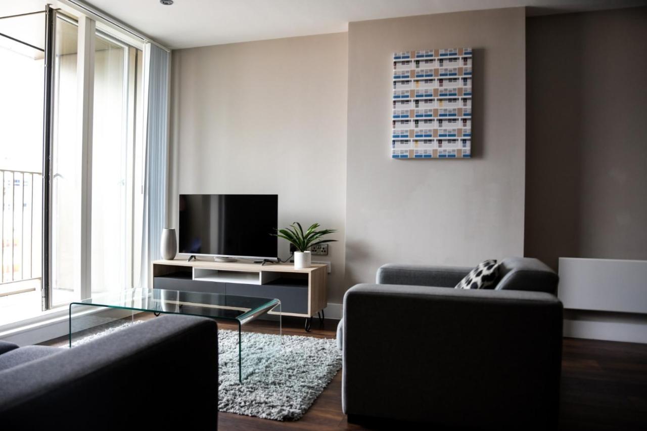 Onpoint Apartments - Spacious 2 Bedroom Apt - City Centre With Balcony Manchester Exterior photo