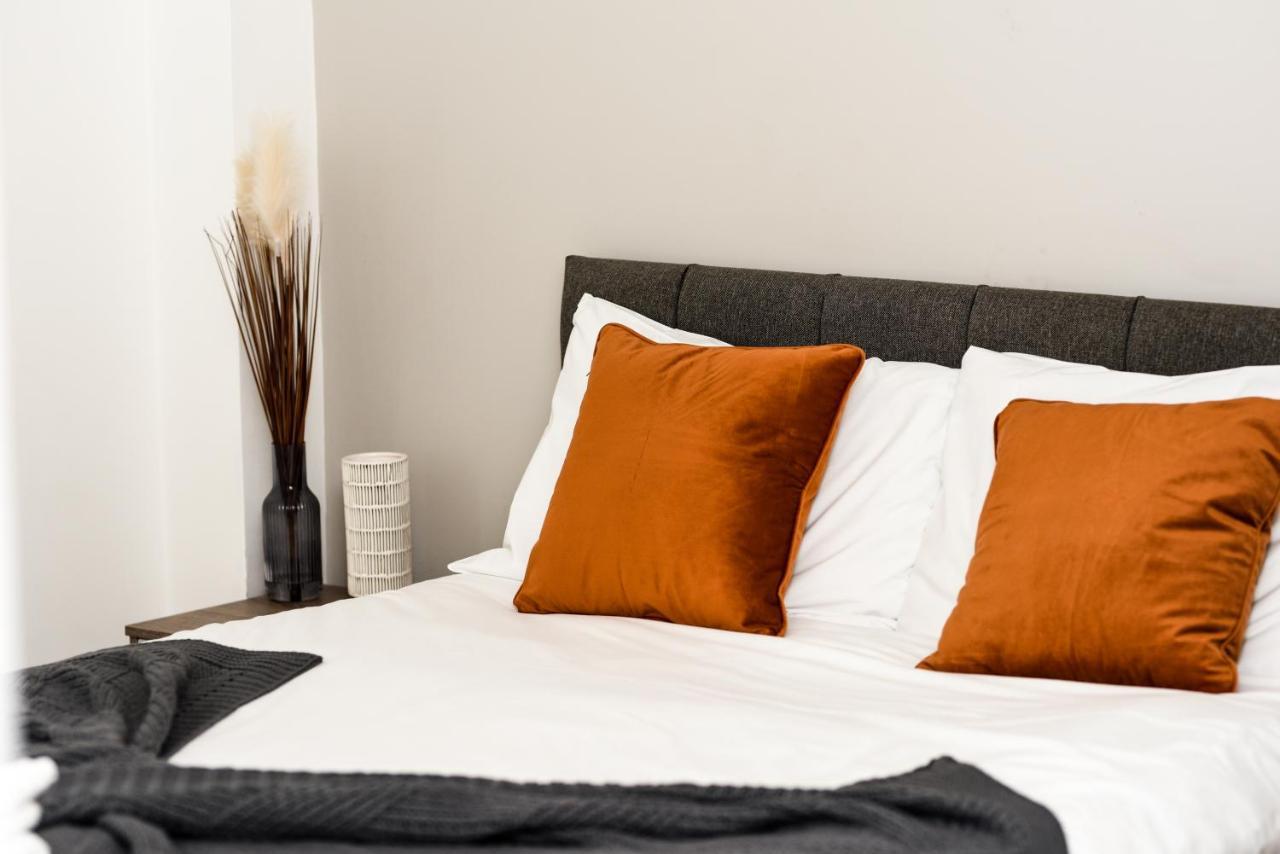 Onpoint Apartments - Spacious 2 Bedroom Apt - City Centre With Balcony Manchester Exterior photo